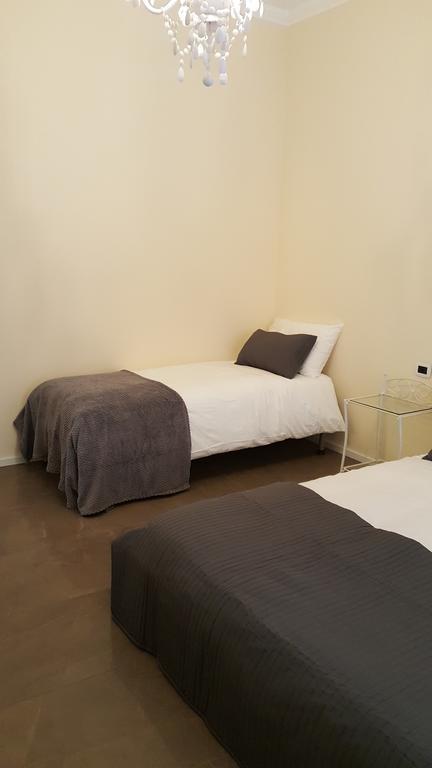 Guest House I Punici Каляри Екстериор снимка