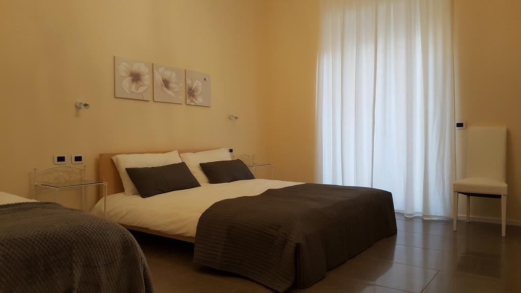 Guest House I Punici Каляри Екстериор снимка