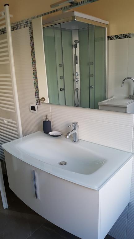 Guest House I Punici Каляри Екстериор снимка