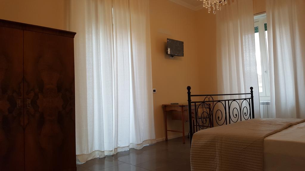 Guest House I Punici Каляри Екстериор снимка