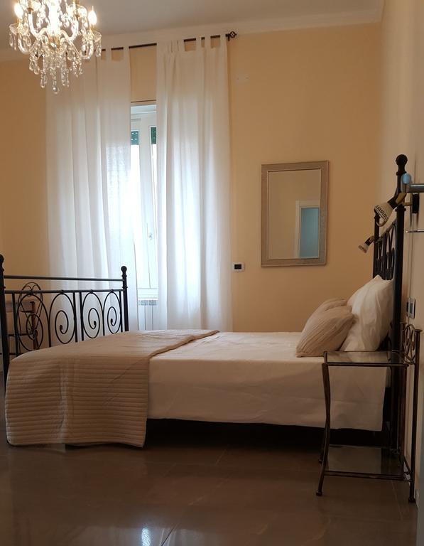 Guest House I Punici Каляри Екстериор снимка