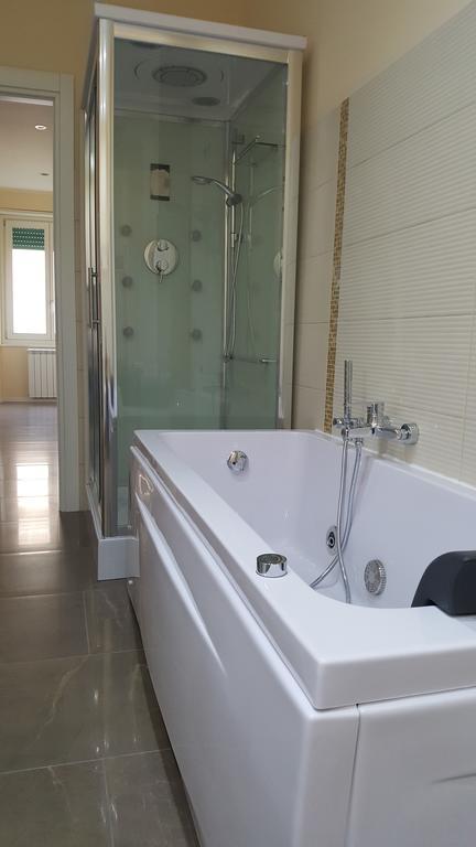 Guest House I Punici Каляри Екстериор снимка